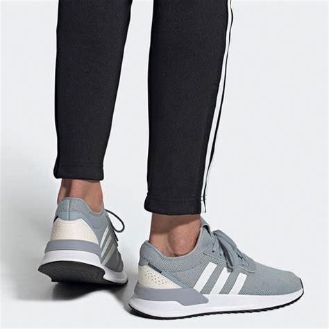 adidas weave fitnessschuhe damen grau|Women's Training Sneakers .